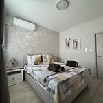 Apartment за гости кари *