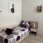 за гости кари *