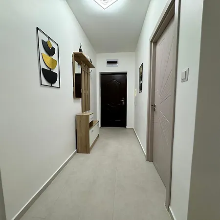 за гости кари 아파트 *