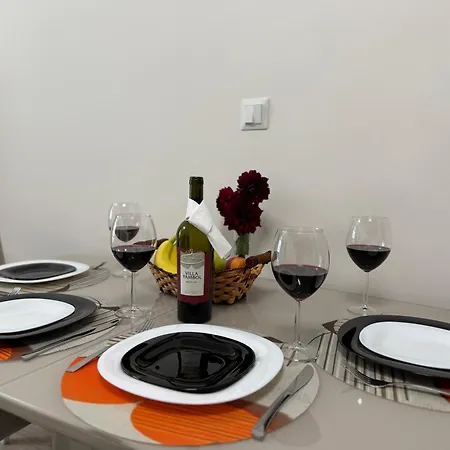 за гости кари 아파트 *