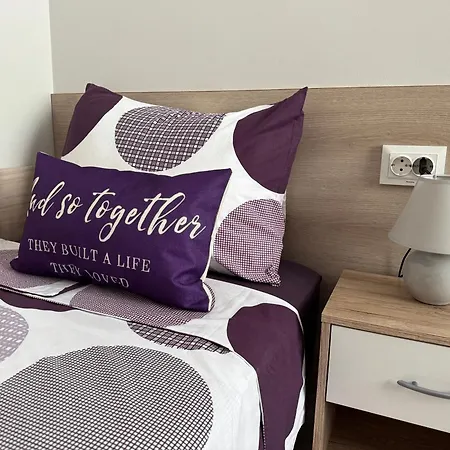 아파트 за гости кари *